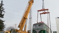 Přerov ČMŽO - positioning the locomotive onto the support plate (2013)